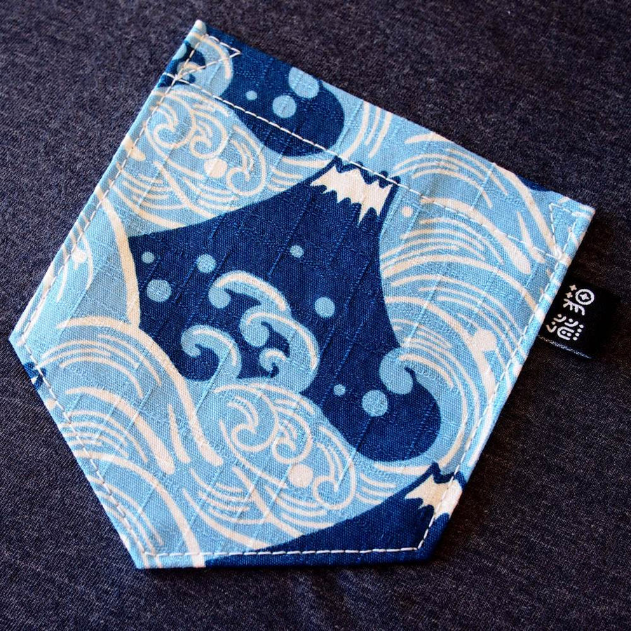 富士山 Mount Fuji Pocket Ringer Tee for Guys - Panda Butt