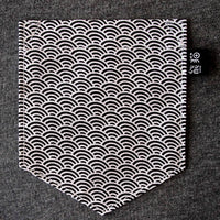 青海波 Segaiha Black Pocket Ringer Tee for Guys - Panda Butt